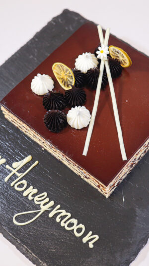 🎂 Birthday Cake / Honeymoon Cake